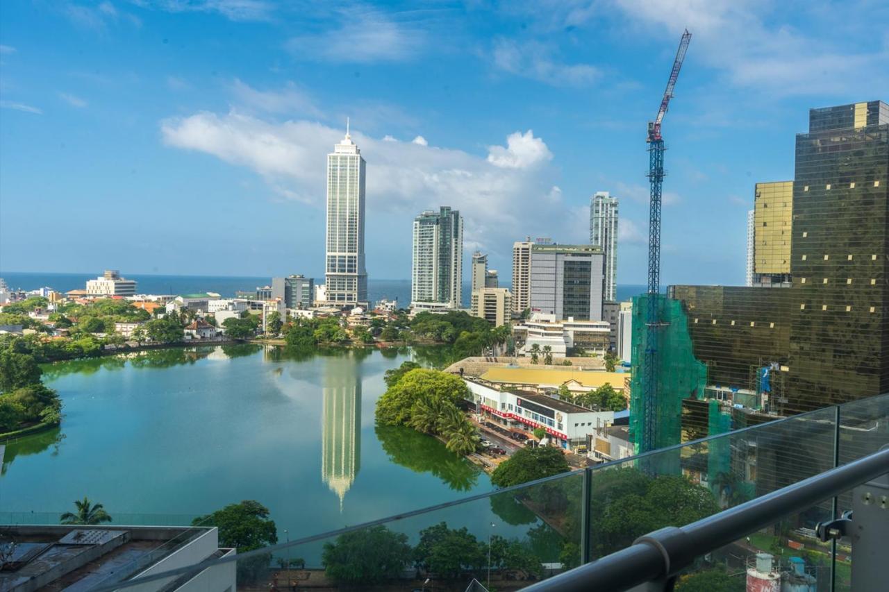קולומבו Luxury Sky Apartment מראה חיצוני תמונה
