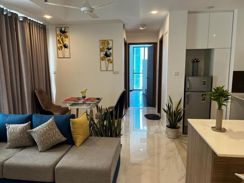 קולומבו Luxury Sky Apartment מראה חיצוני תמונה